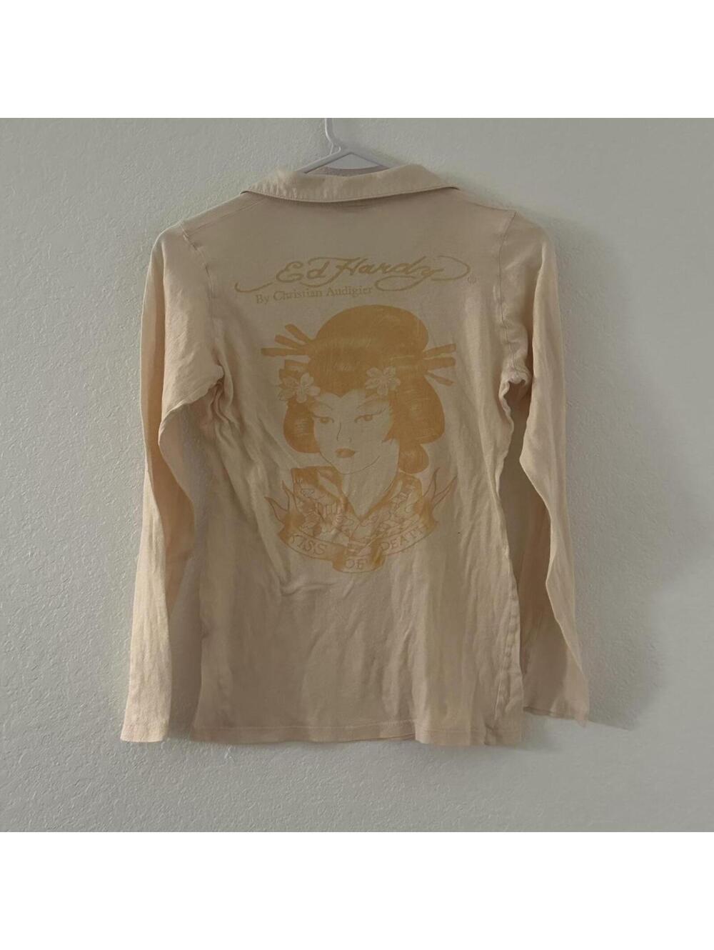 INSANE 🔥 rare ed hardy y2k henley
